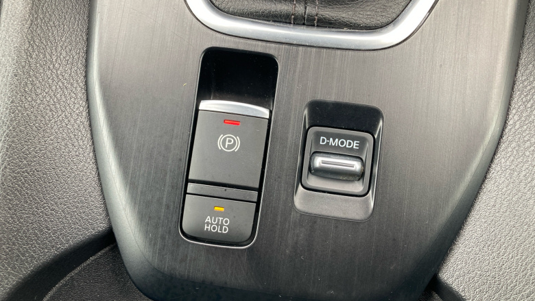 Nissan Qashqai 1.3 DiG-T MH Acenta Premium 5dr Petrol Hatchback